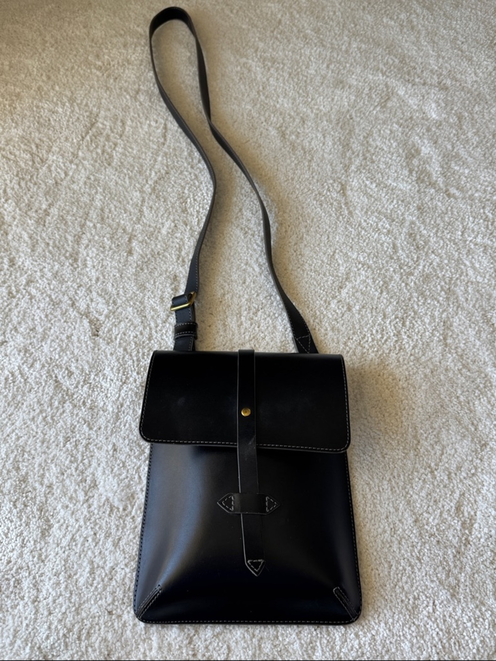 Joy Gryson Black Leather Crossbody Shoulder Bag